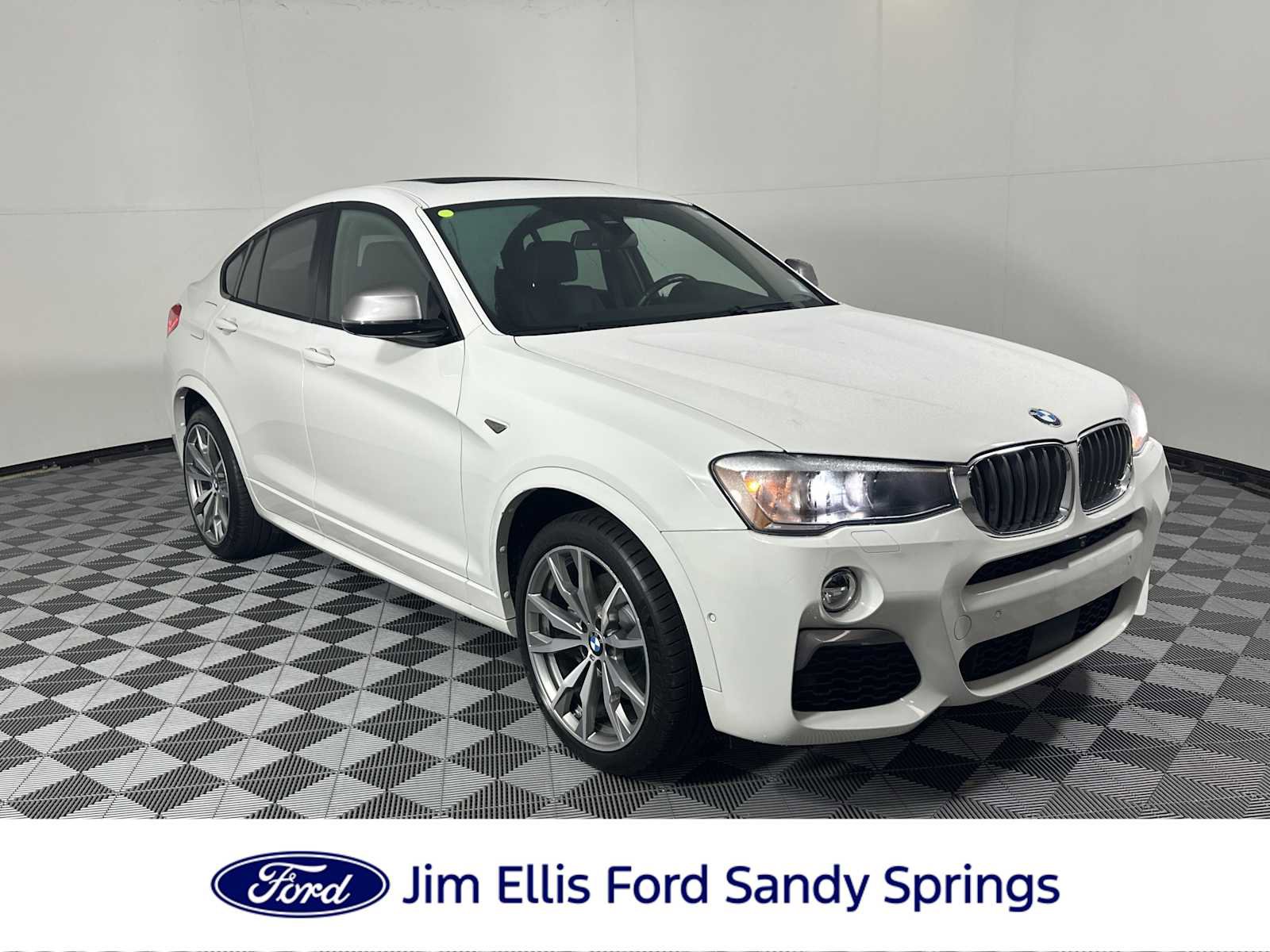 Used 2018 BMW X4 M40i AWD/4WD video 1