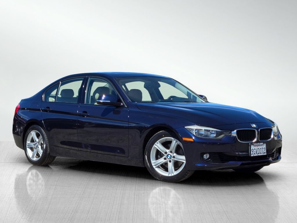 Used 2015 BMW 328i Sedan RWD image 2