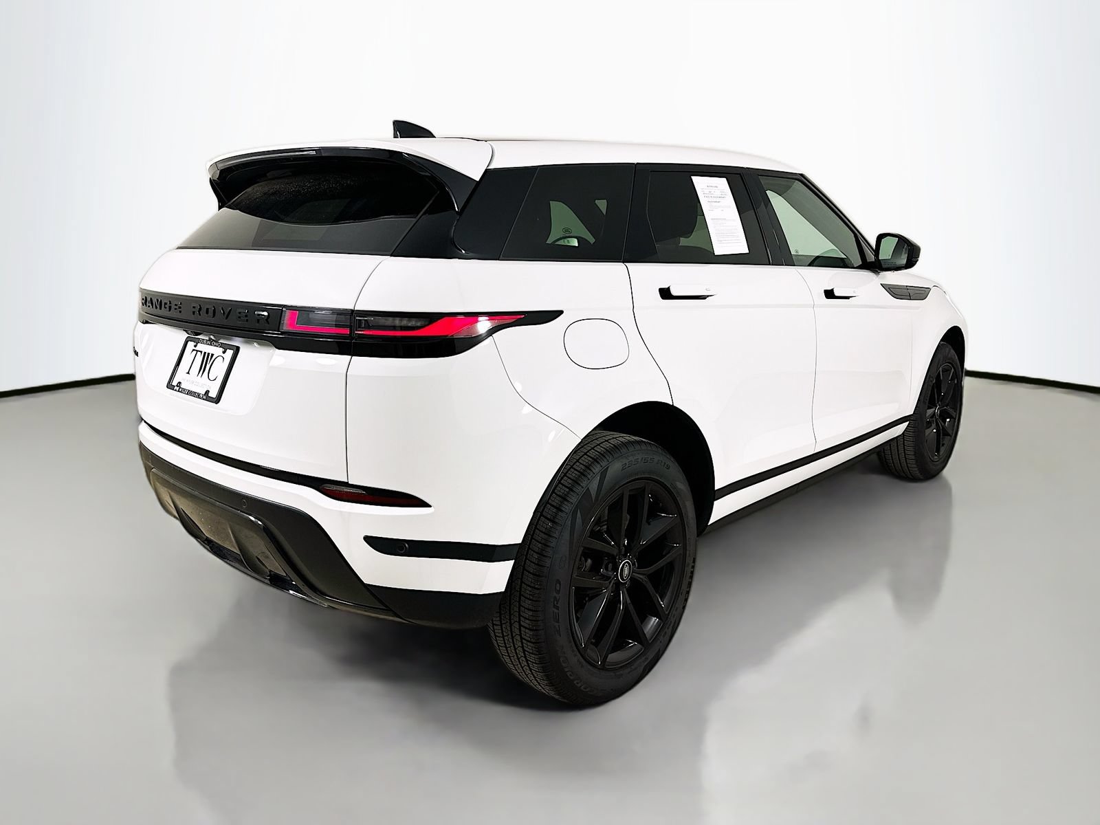 Used 2026 Land Rover Range Rover Evoque S AWD/4WD image 5