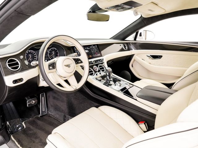 Used 2022 Bentley Continental GT image 4