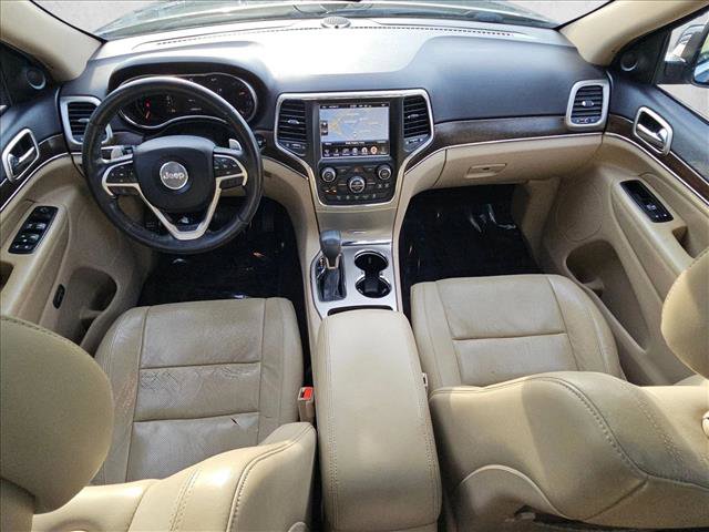 Used 2016 Jeep Grand Cherokee Limited w/ Luxury Group II image 19