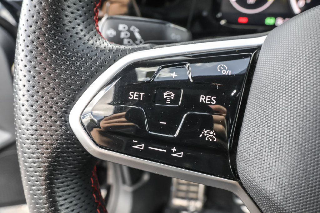 Certified 2024 Volkswagen GTI S FWD image 18