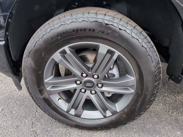 Used 2023 Ford F150 Lariat image 13