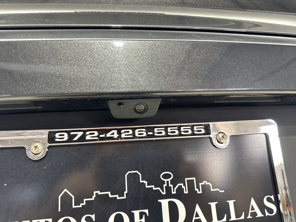 Used 2021 Porsche Macan image 21