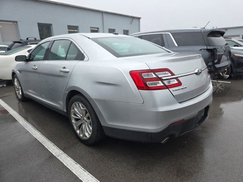 Used 2019 Ford Taurus Limited image 6