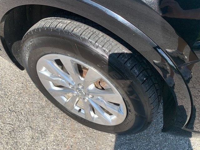 Used 2017 Buick Envision Essence AWD/4WD image 9