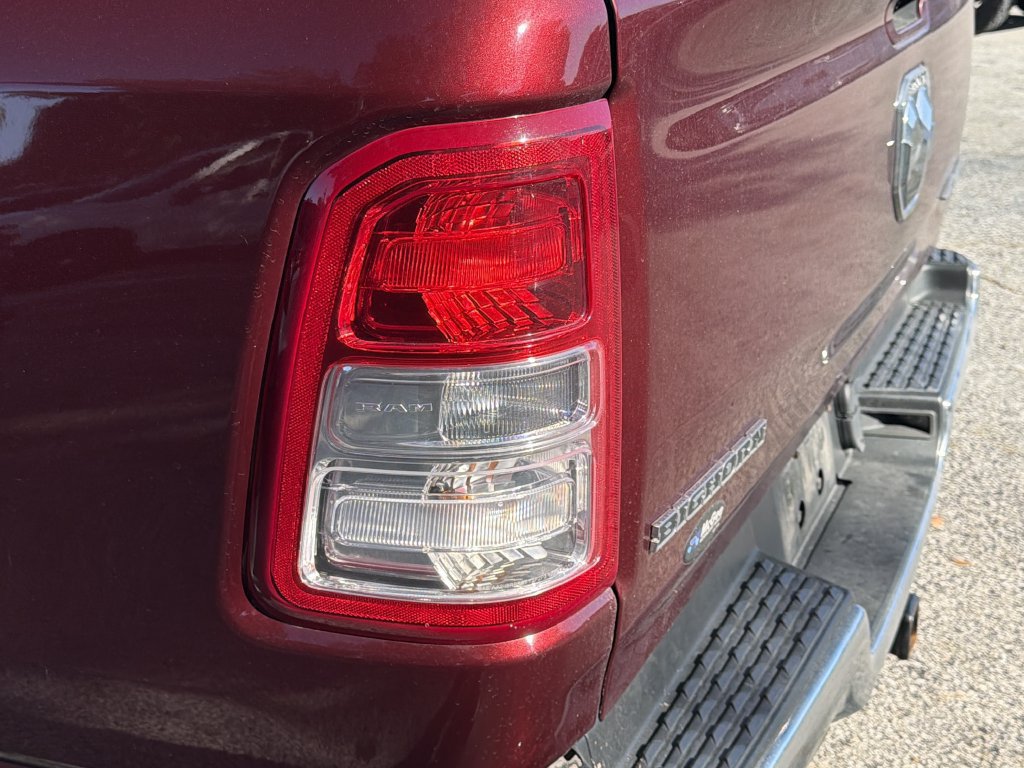 Used 2022 RAM 1500 Big Horn AWD/4WD image 7