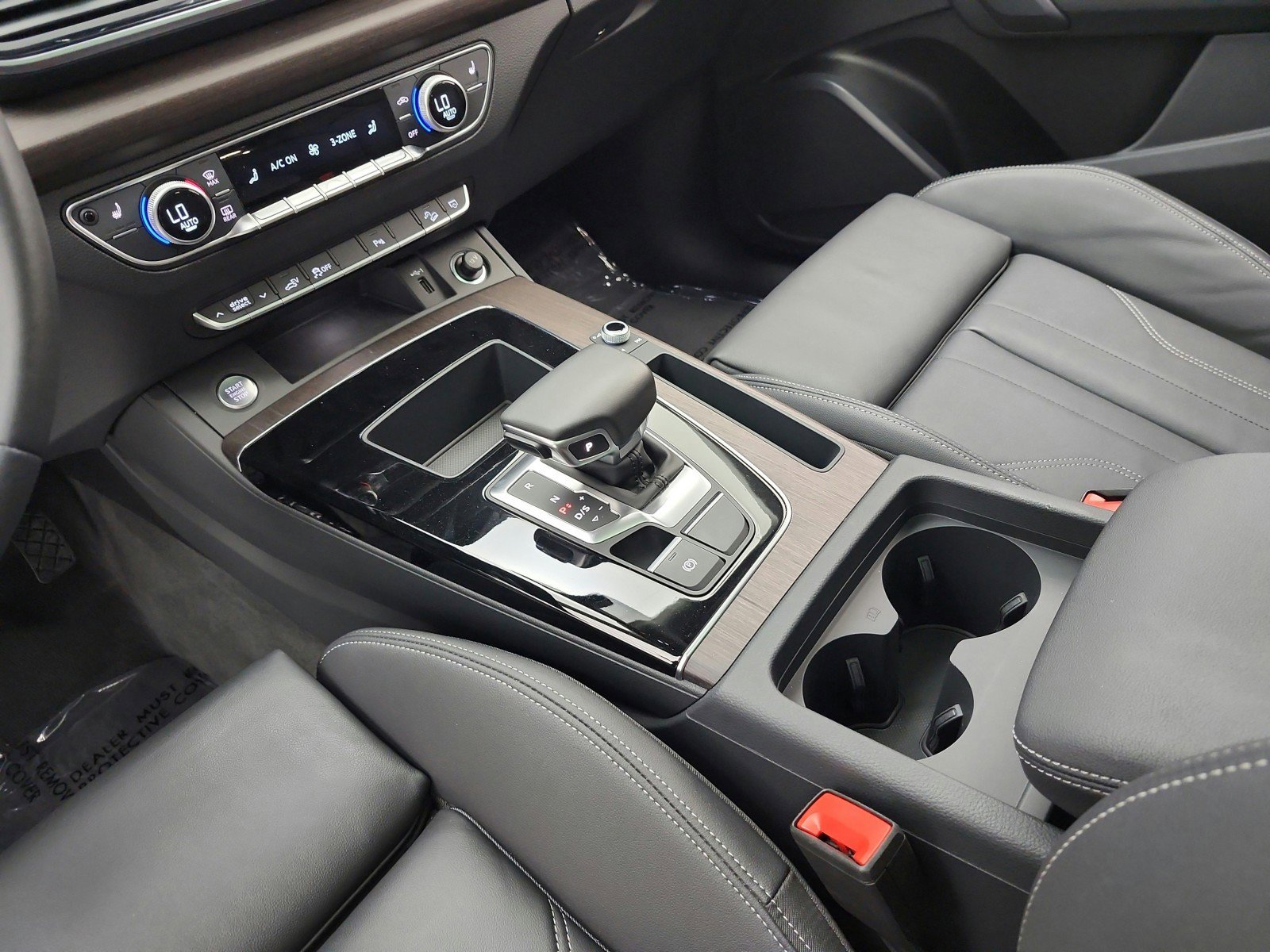 Used 2023 Audi Q5 e Premium w/ Convenience Package AWD/4WD image 14
