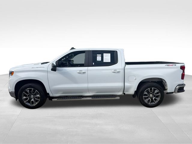 Used 2024 Chevrolet Silverado 1500 LT AWD/4WD image 2