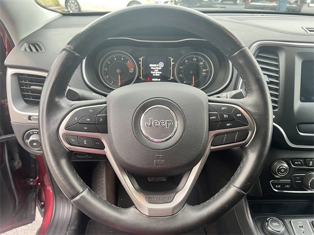 Used 2019 Jeep Cherokee Latitude Plus image 18