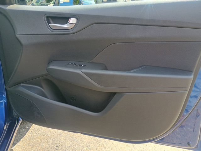 Used 2019 Hyundai Accent SE FWD image 12