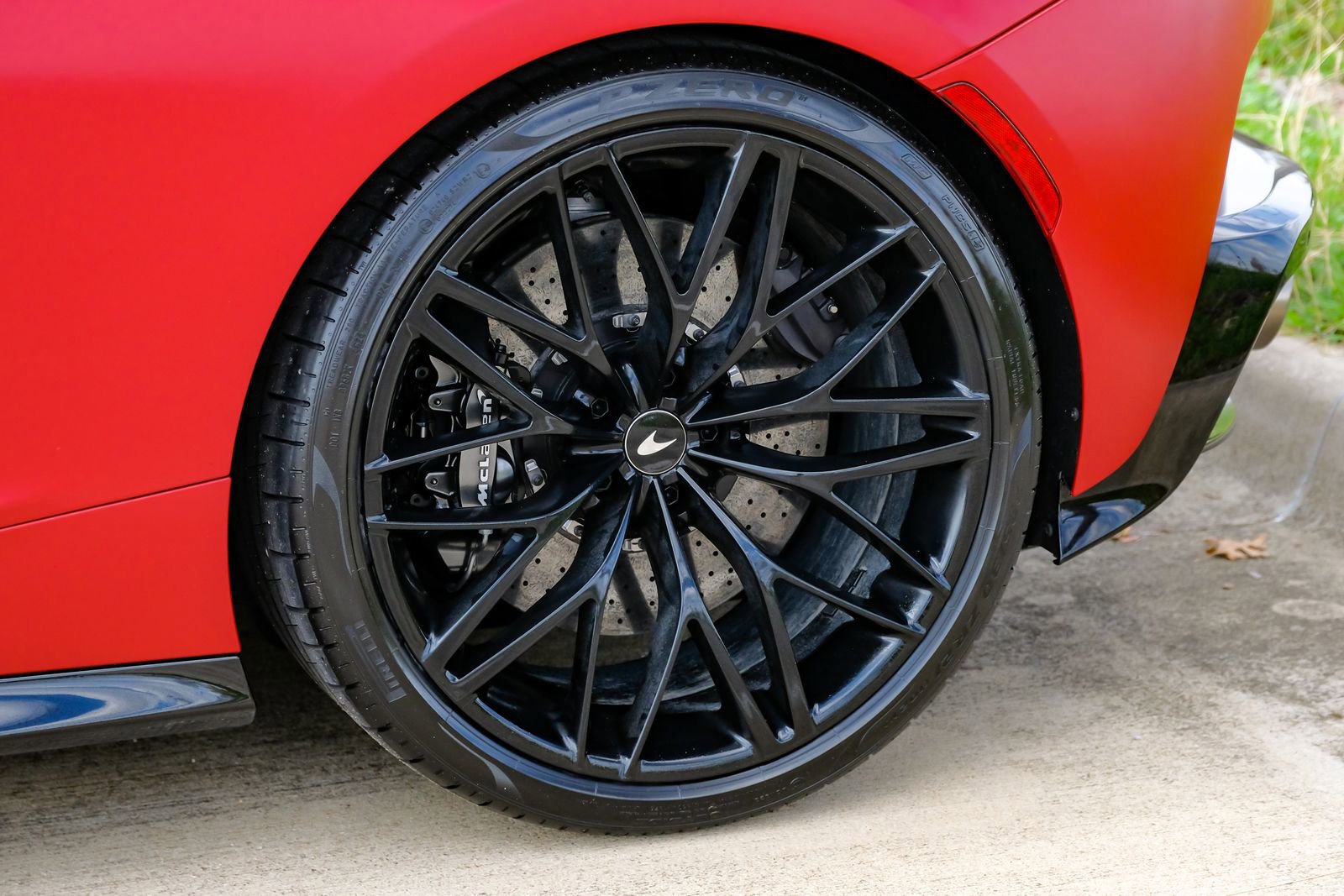 Used 2021 McLaren GT image 46