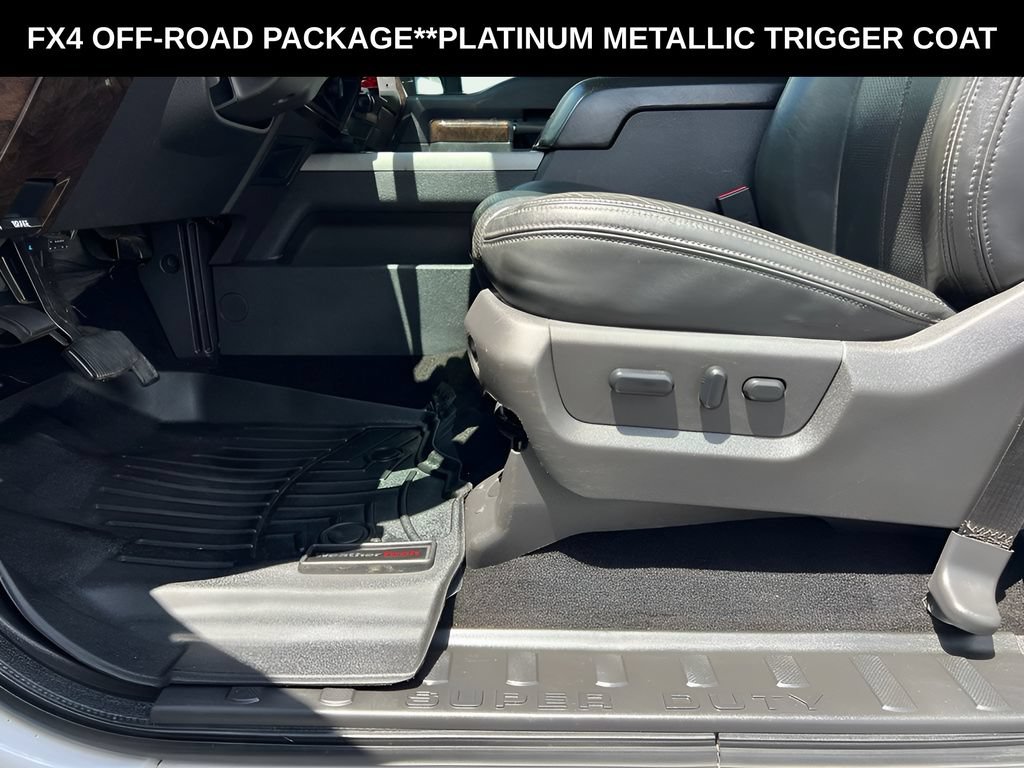 Used 2013 Ford F350 Platinum w/ FX4 Off Road Pkg AWD/4WD image 40