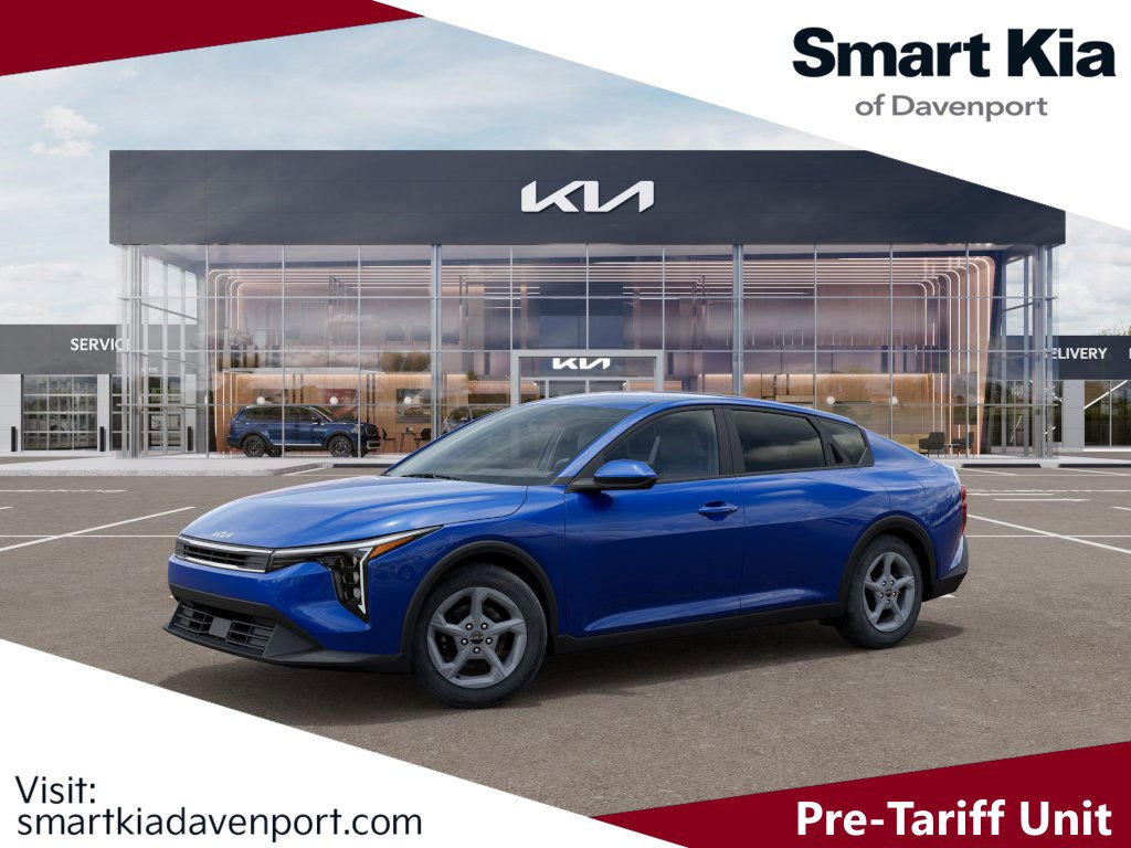 New 2025 Kia K4 LXS image 4