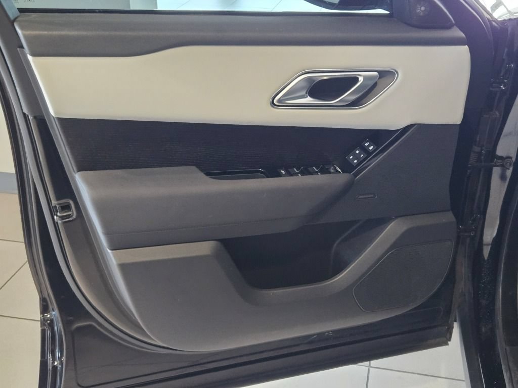 Used 2024 Land Rover Range Rover Velar Dynamic SE AWD/4WD image 19