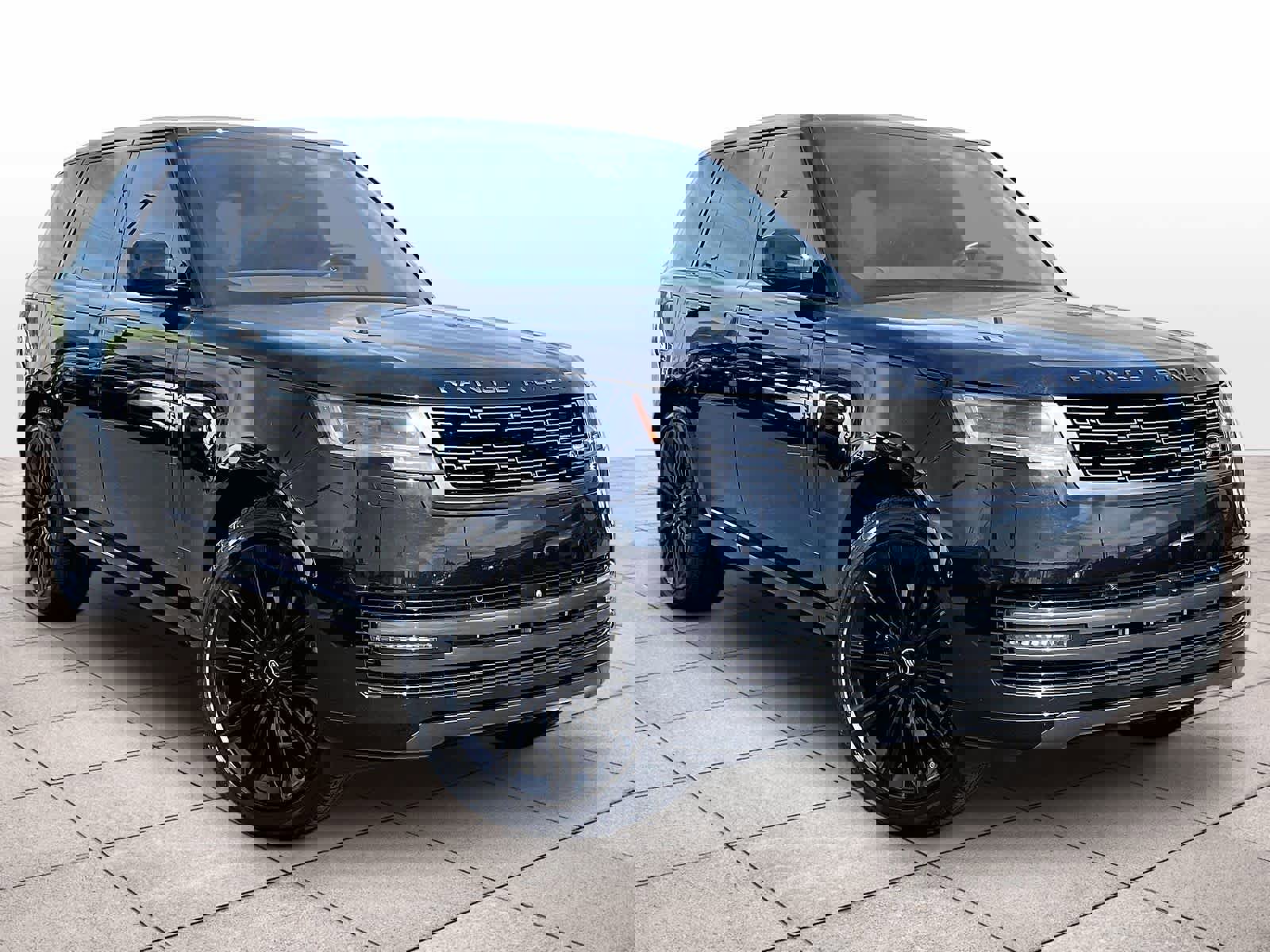 Used 2024 Land Rover Range Rover SE image 2