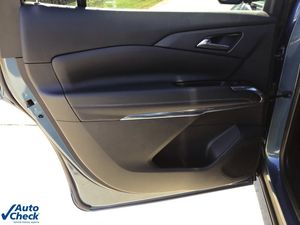 Used 2024 Chevrolet Traverse LT image 14