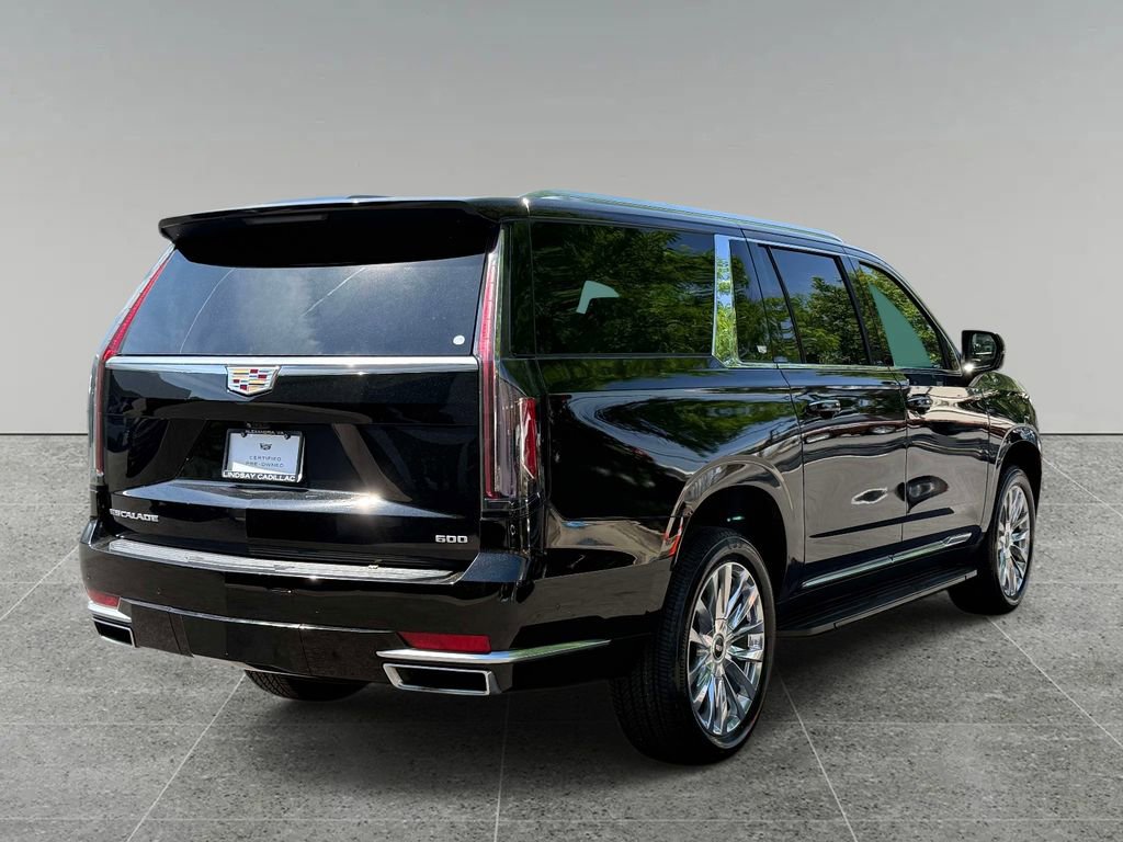 Used 2023 Cadillac Escalade ESV Premium Luxury AWD/4WD image 10