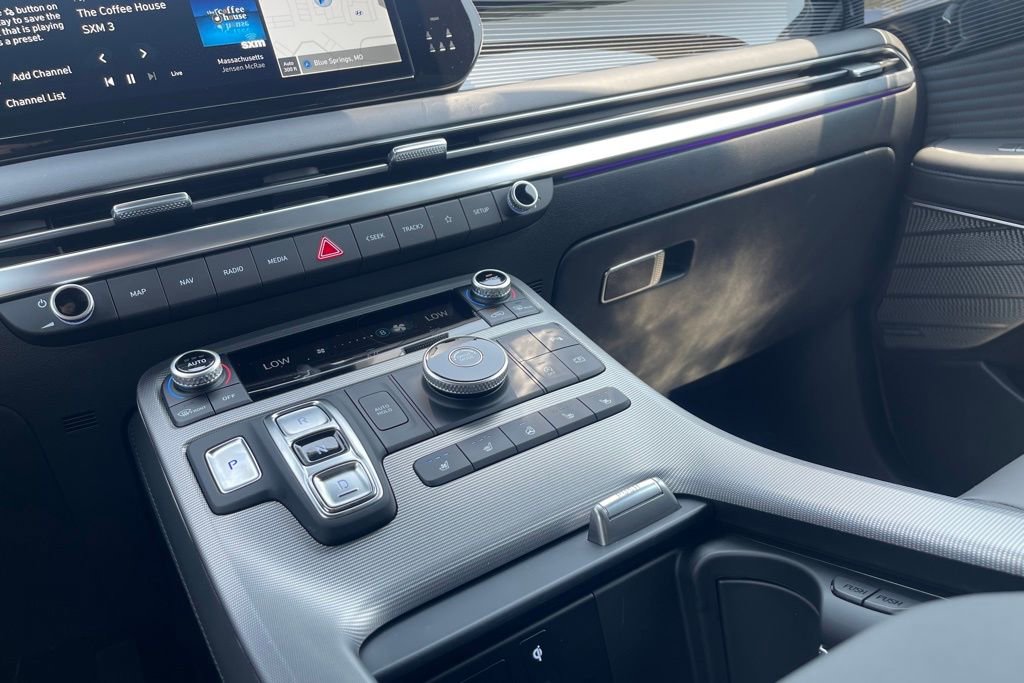 Used 2024 Hyundai Palisade Calligraphy image 27