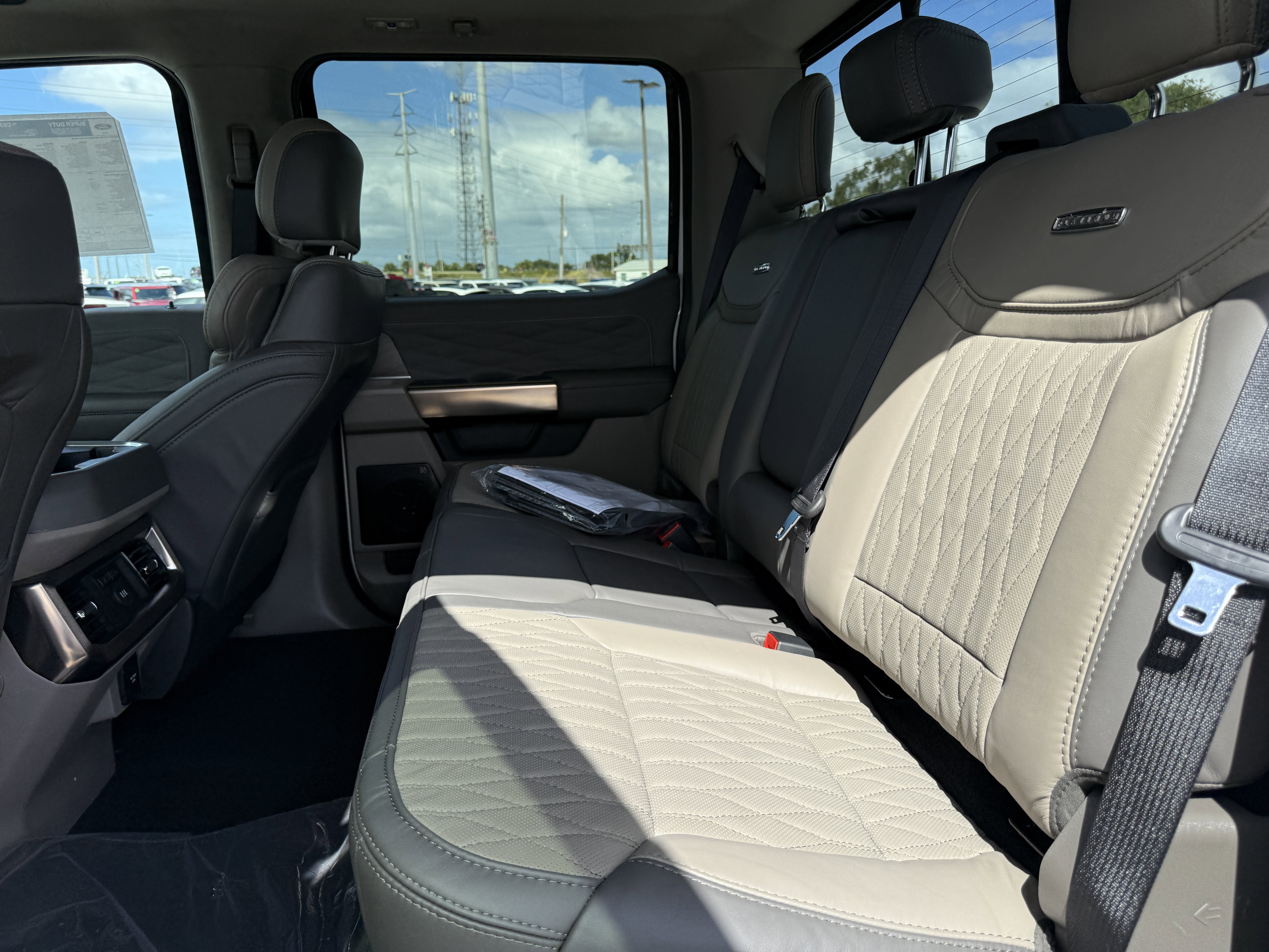 New 2026 Ford F250 Platinum image 16