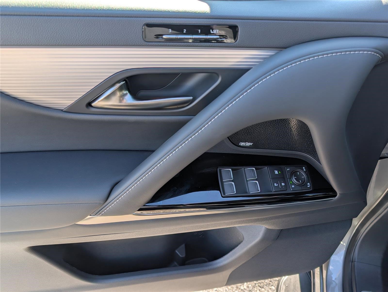 New 2026 Lexus LX 700h F Sport AWD/4WD image 18
