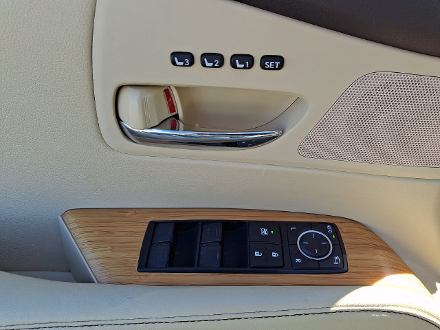 Used 2015 Lexus RX 450h AWD image 14