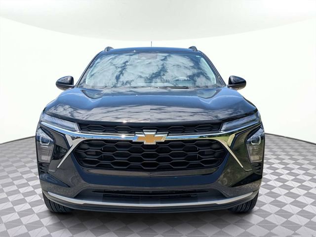 Used 2025 Chevrolet Trax LT FWD image 9