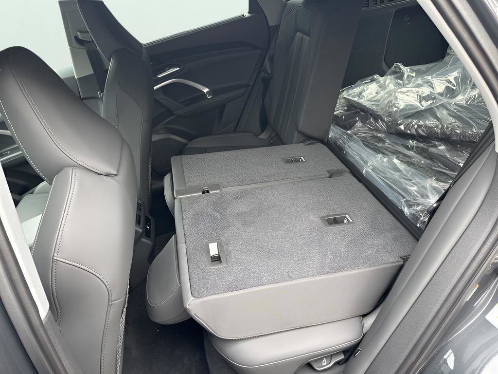 Used 2025 Audi Q5 Premium Plus w/ Premium Plus image 20