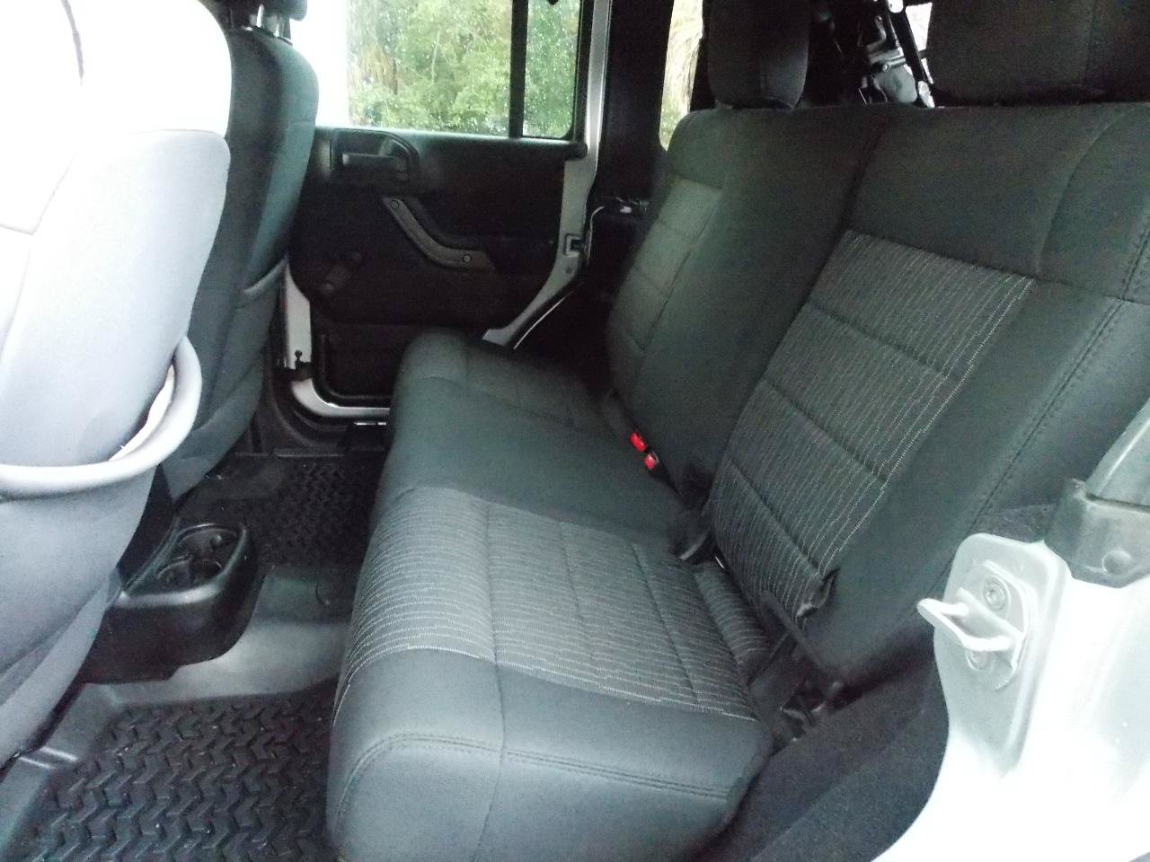Used 2012 Jeep Wrangler Unlimited Sport AWD/4WD image 8
