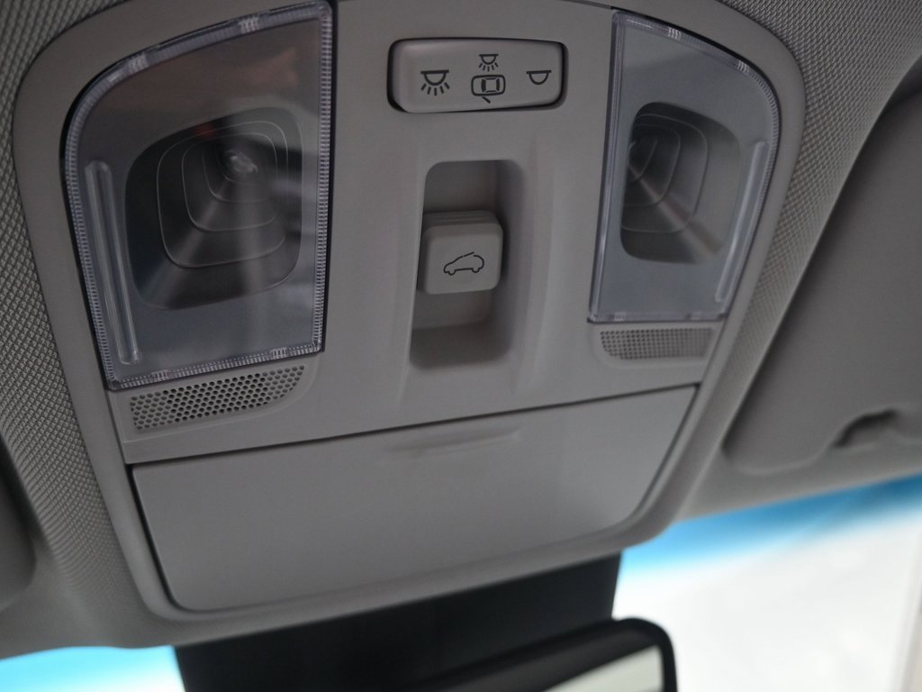 Used 2020 Hyundai Kona Limited image 18