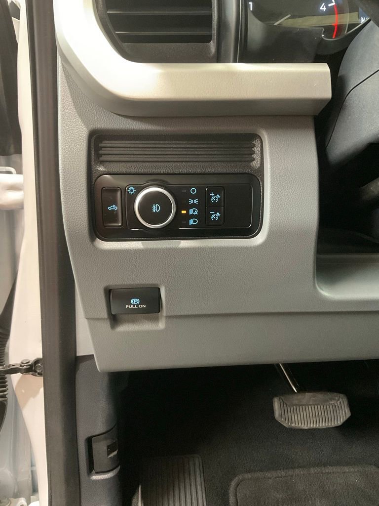 Used 2025 Ford F250 XLT w/ FX4 Off-Road Package image 8