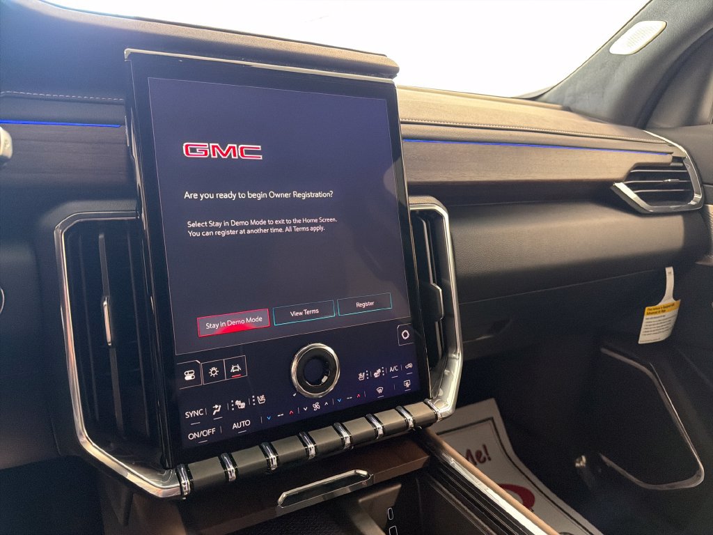 New 2027 GMC Acadia Denali Ultimate w/ LPO, Floor Liner Package FWD image 17