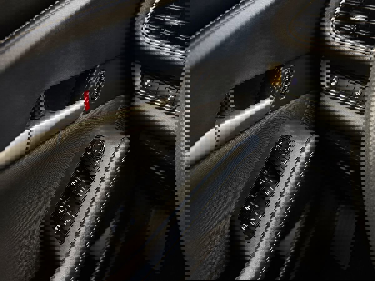 Used 2021 MAZDA CX-30 FWD 2.5 S image 11