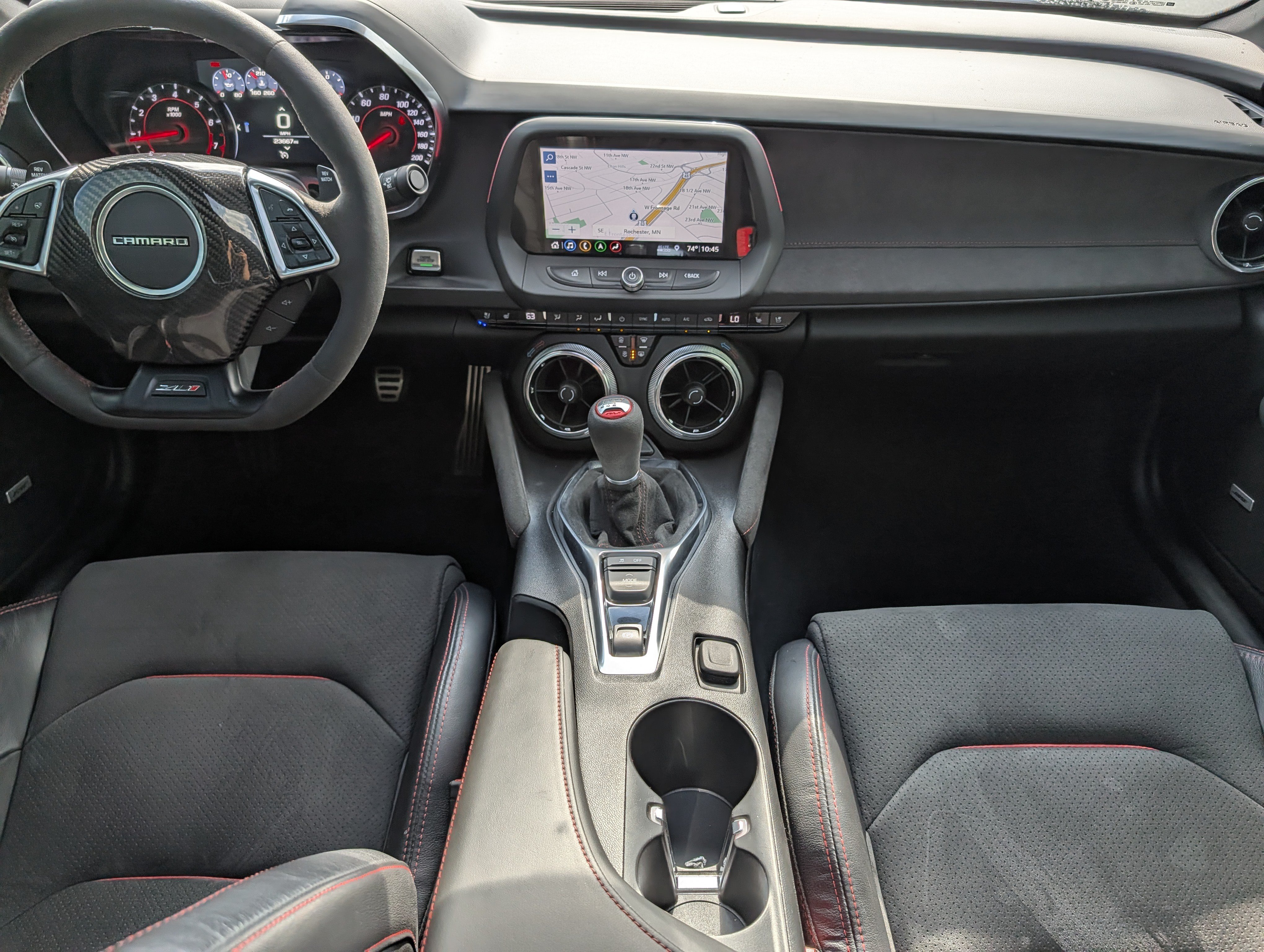 Used 2019 Chevrolet Camaro ZL1 RWD image 16