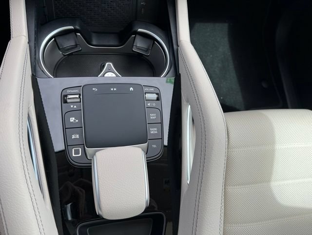 New 2026 Mercedes-Benz GLE 450e 4MATIC image 16