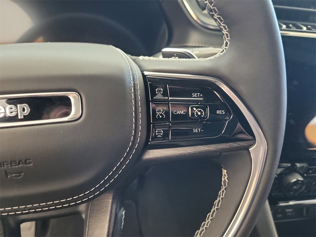 New 2025 Jeep Grand Cherokee Overland w/ Trailer Tow Package image 12