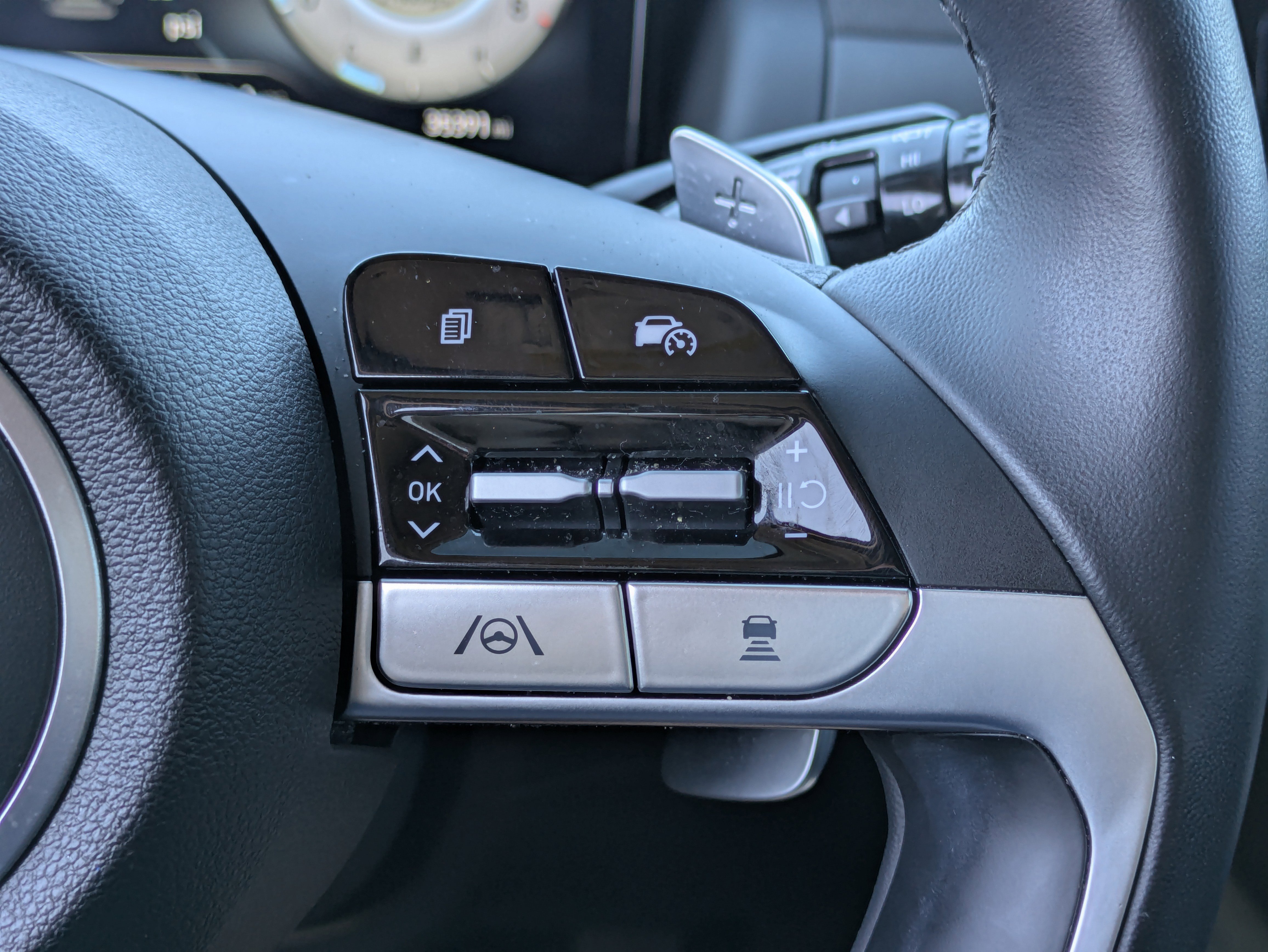 Used 2022 Hyundai Tucson Limited w/ Cargo Package image 25