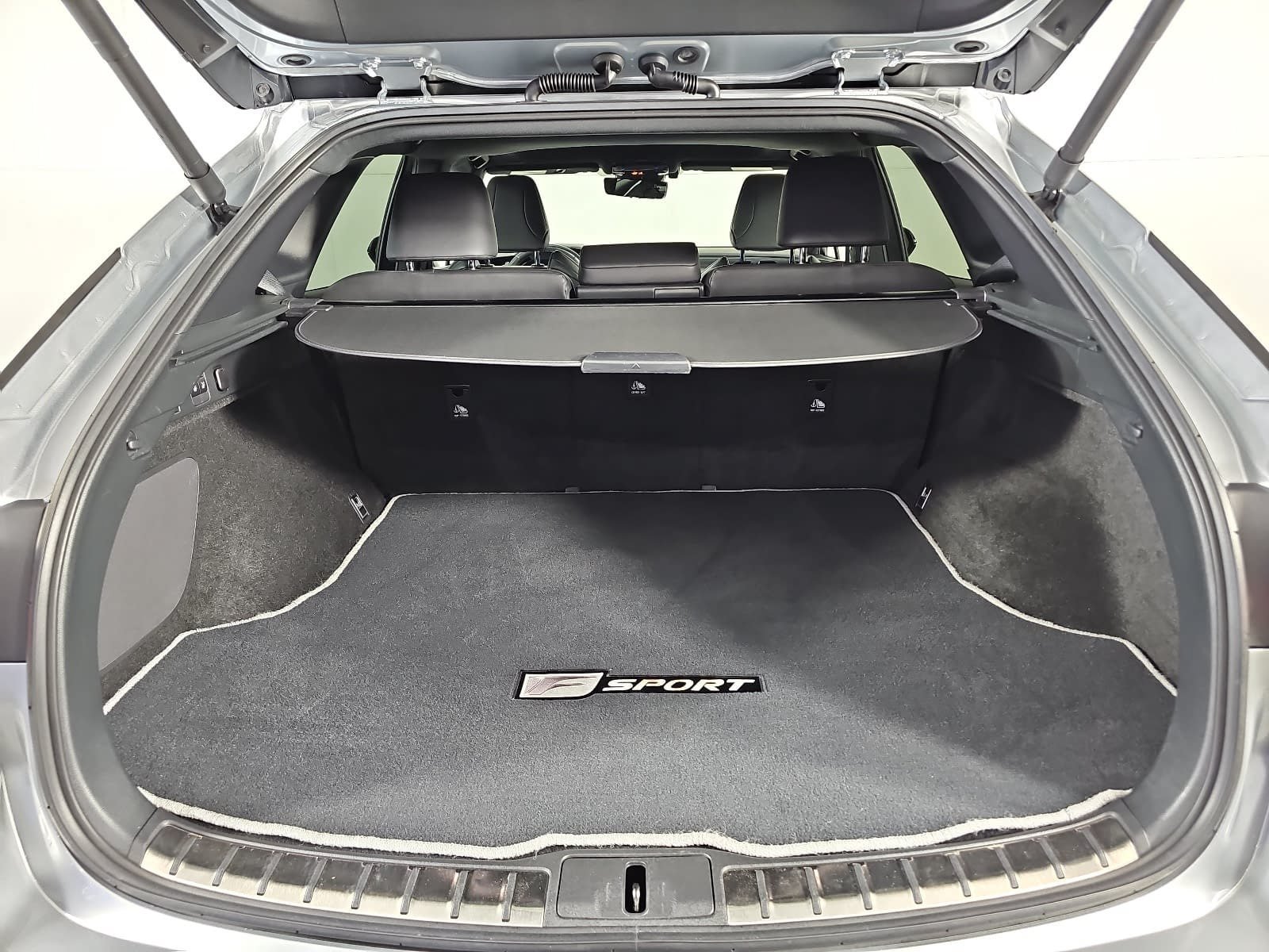 Used 2023 Lexus RX 350 F Sport w/ Accessory Package (Z1) AWD/4WD image 12