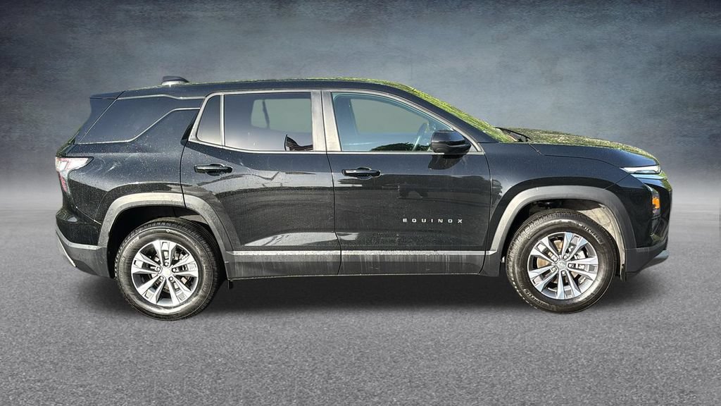 Used 2025 Chevrolet Equinox LT AWD/4WD image 30