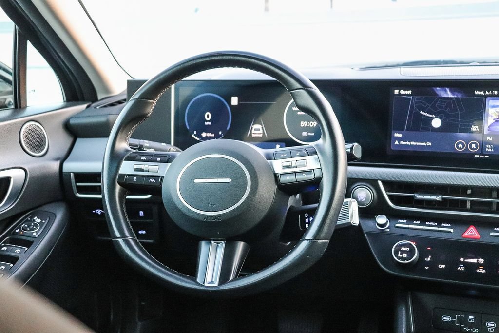 Used 2024 Hyundai Sonata SEL w/ Convenience Package FWD image 18
