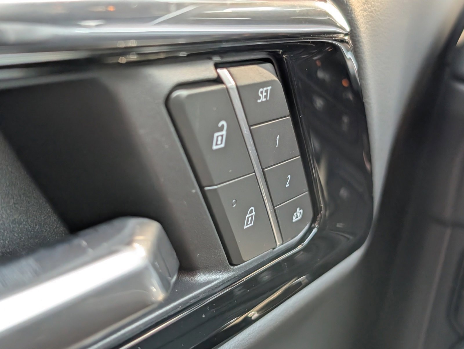 New 2026 Chevrolet Suburban LT w/ Comfort Package image 15