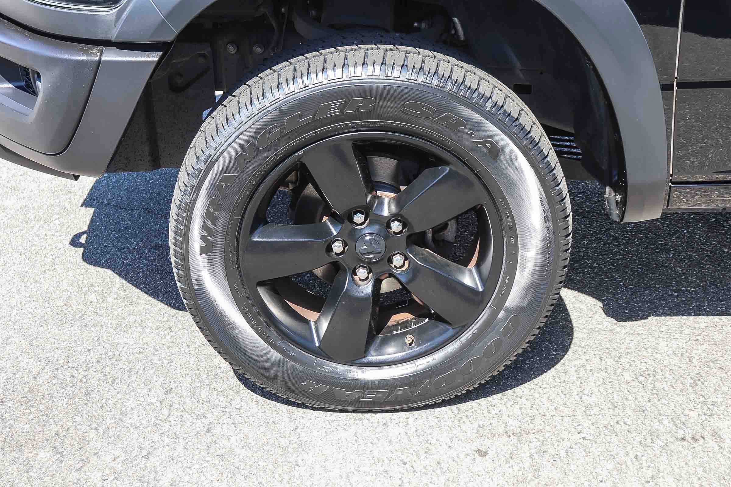 Used 2019 RAM 1500 Classic Warlock w/ Luxury Group image 14