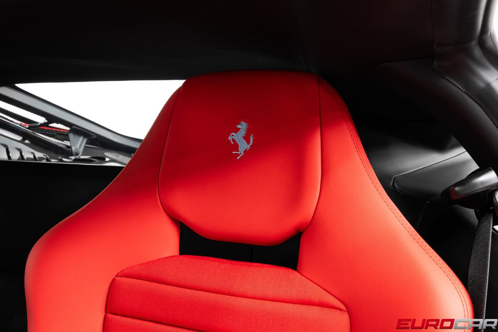 Used 2020 Ferrari 488 Pista Coupe RWD image 51