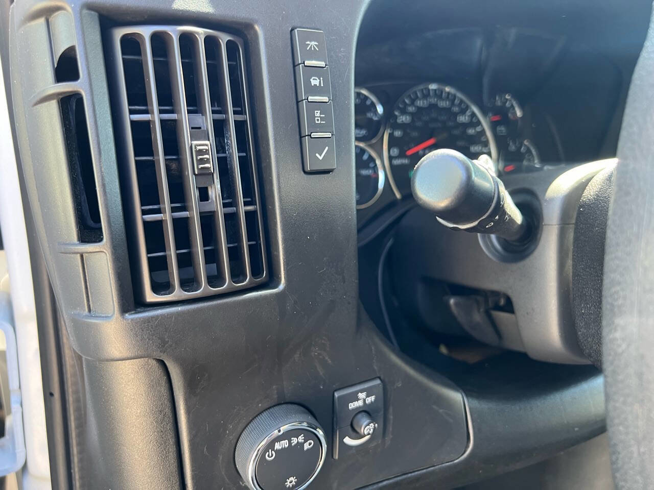 Used 2019 Chevrolet Express 3500 LT w/ LT Preferred Equipment Group image 38