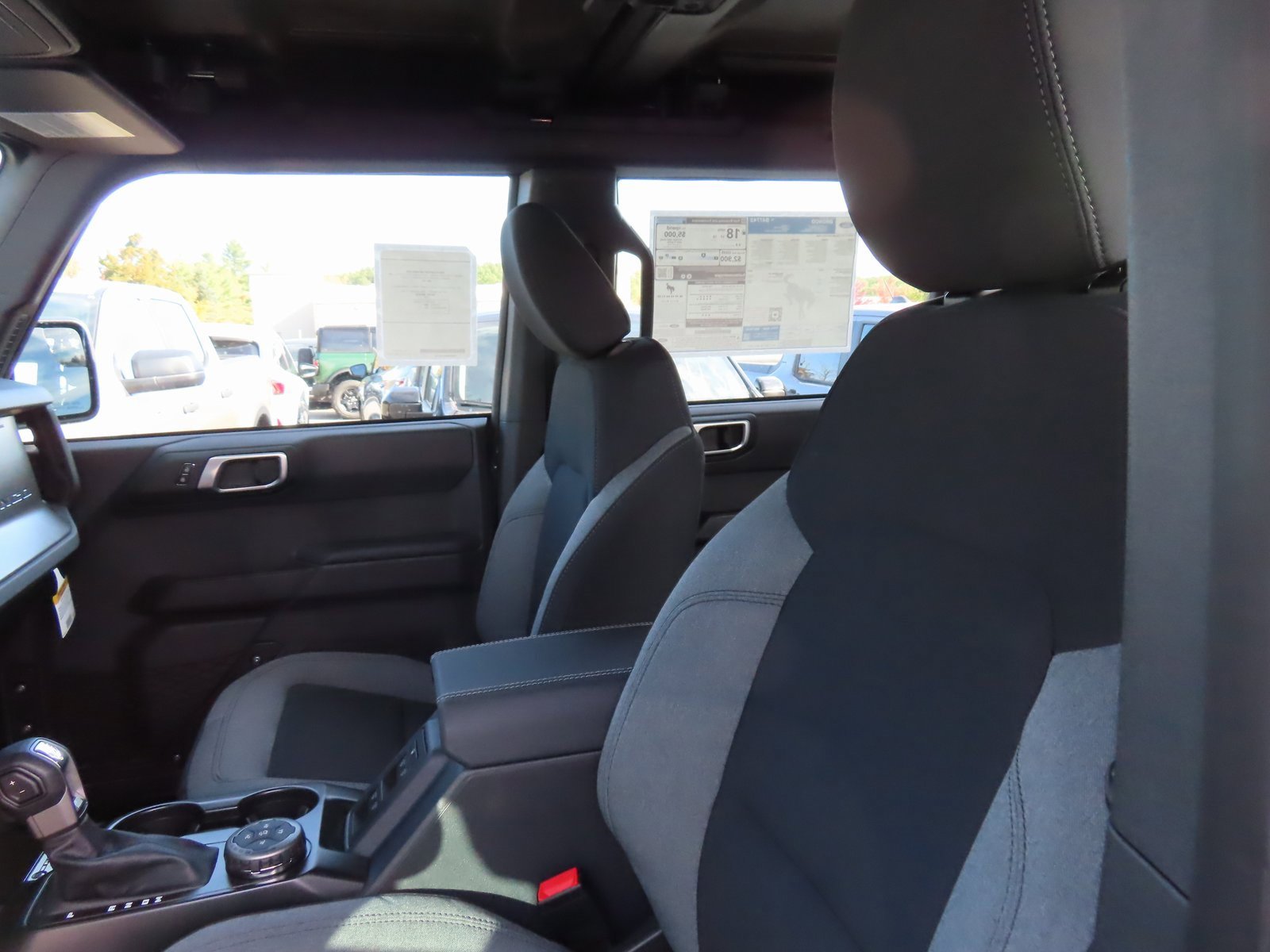 New 2025 Ford Bronco 4-Door w/ Sasquatch Package image 15