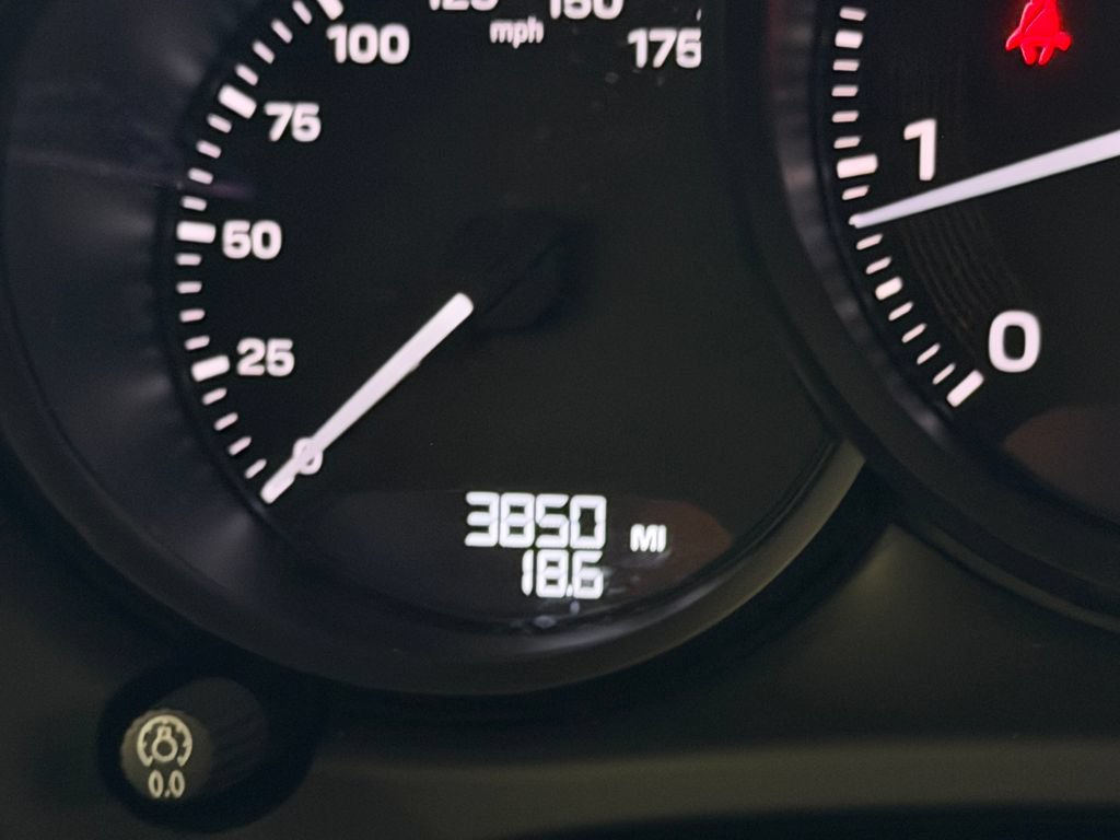 Certified 2026 Porsche Macan AWD/4WD image 22