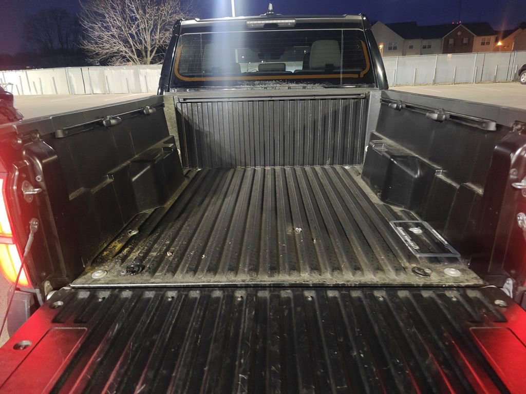 Used 2024 Toyota Tacoma SR5 image 5