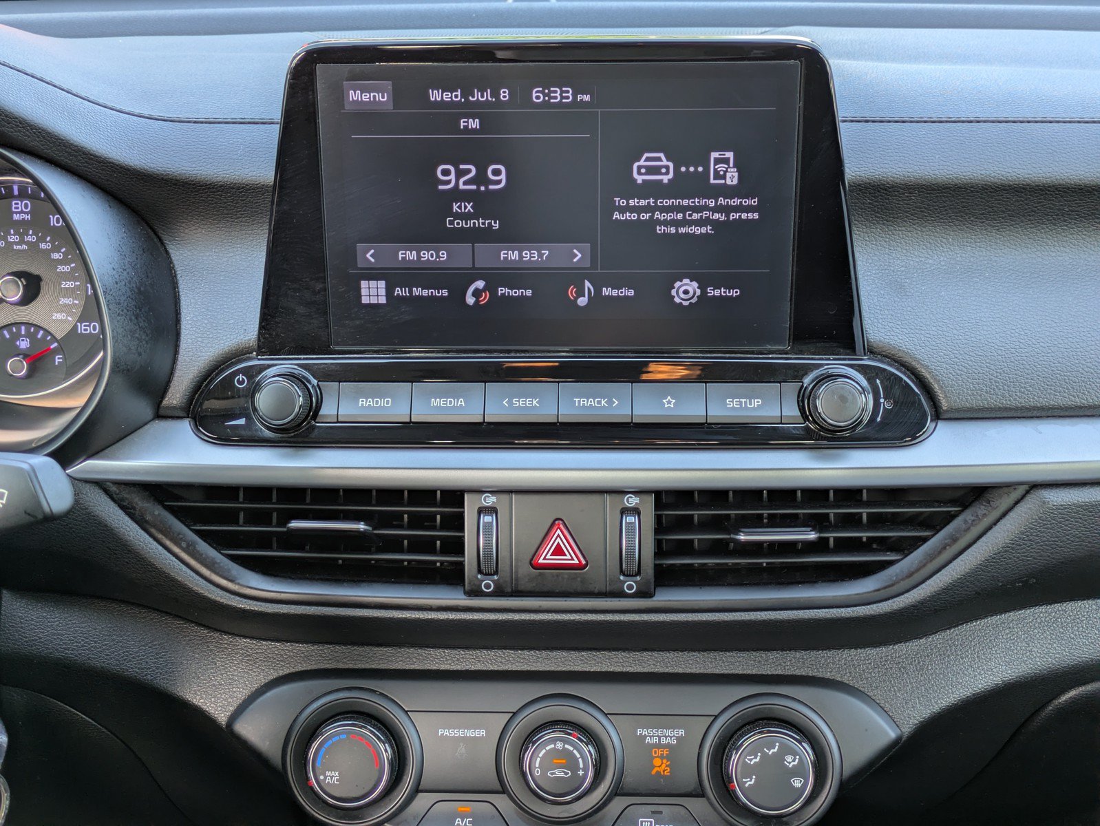 Certified 2024 Kia Forte LXS FWD image 14