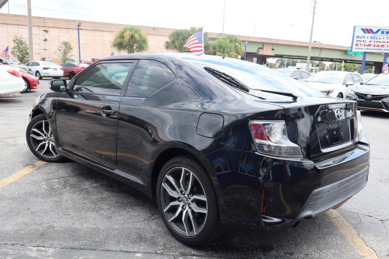 Used 2016 Scion tC FWD image 8