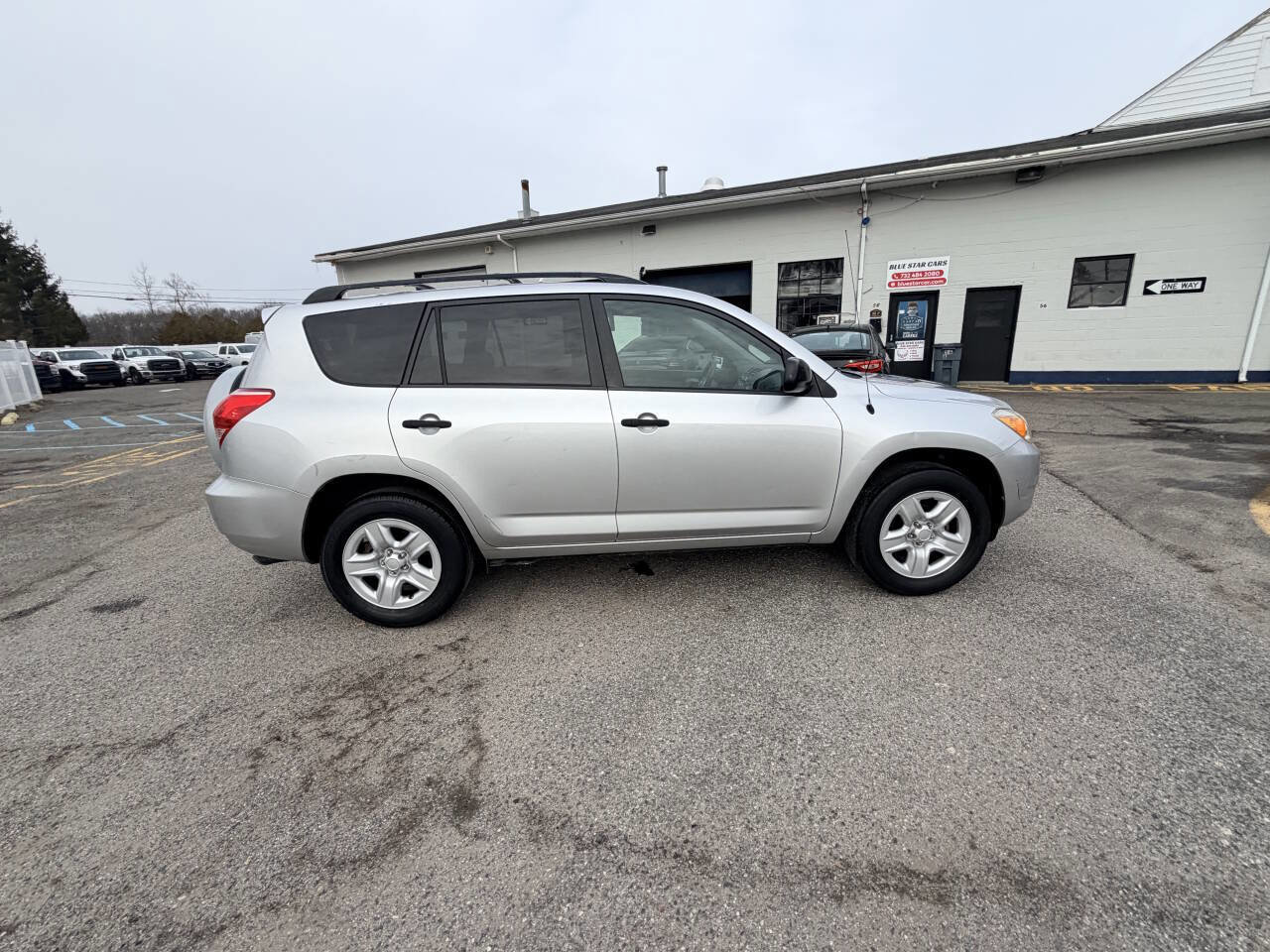 Used 2008 Toyota RAV4 Base 4x4 4dr SUV image 8
